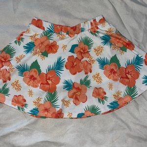 The Children’s place 5T girls skirt with undershorts.